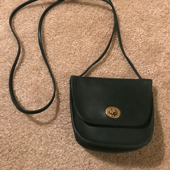 Coach Handbags - Coach Everett Crossbody Purse